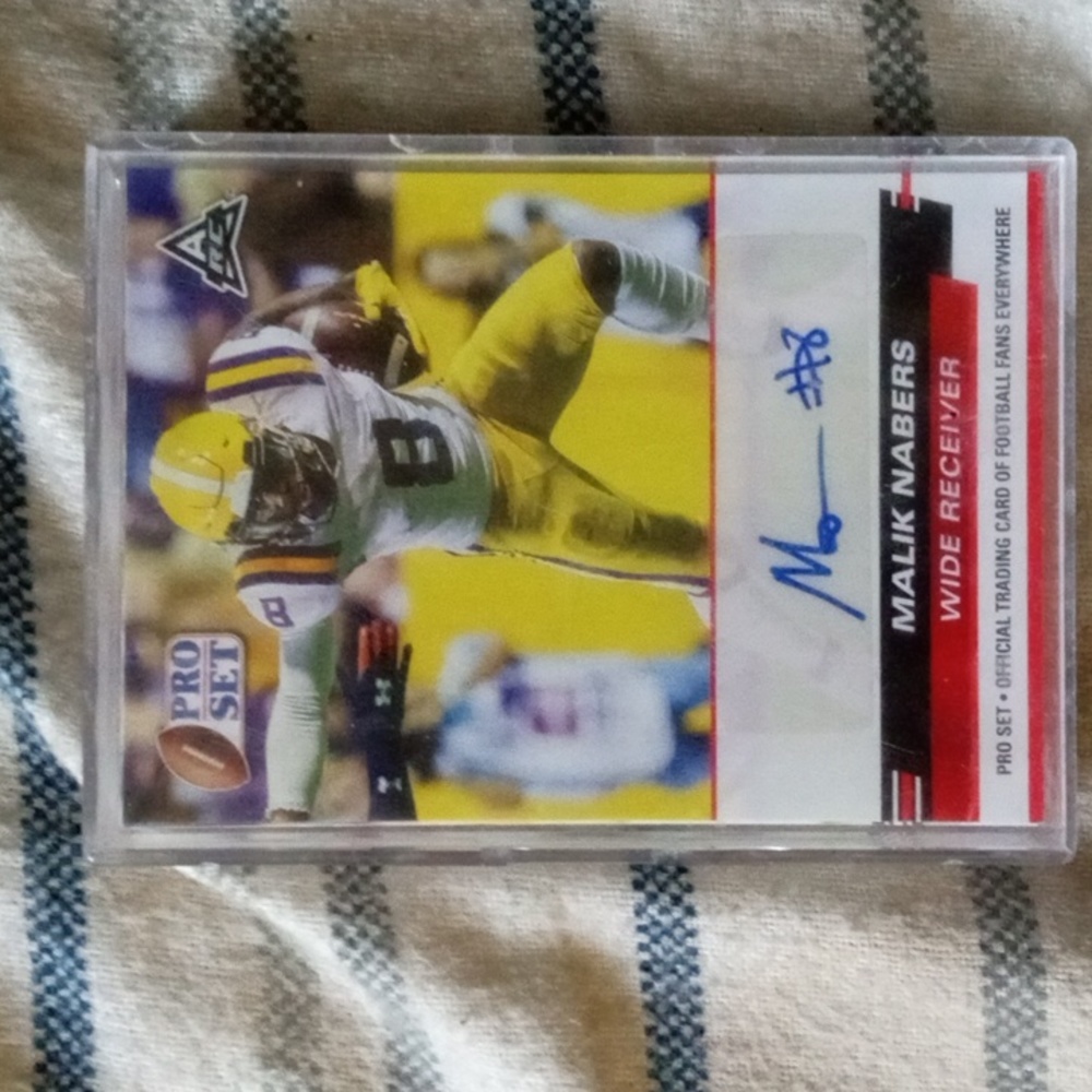Football cards read description